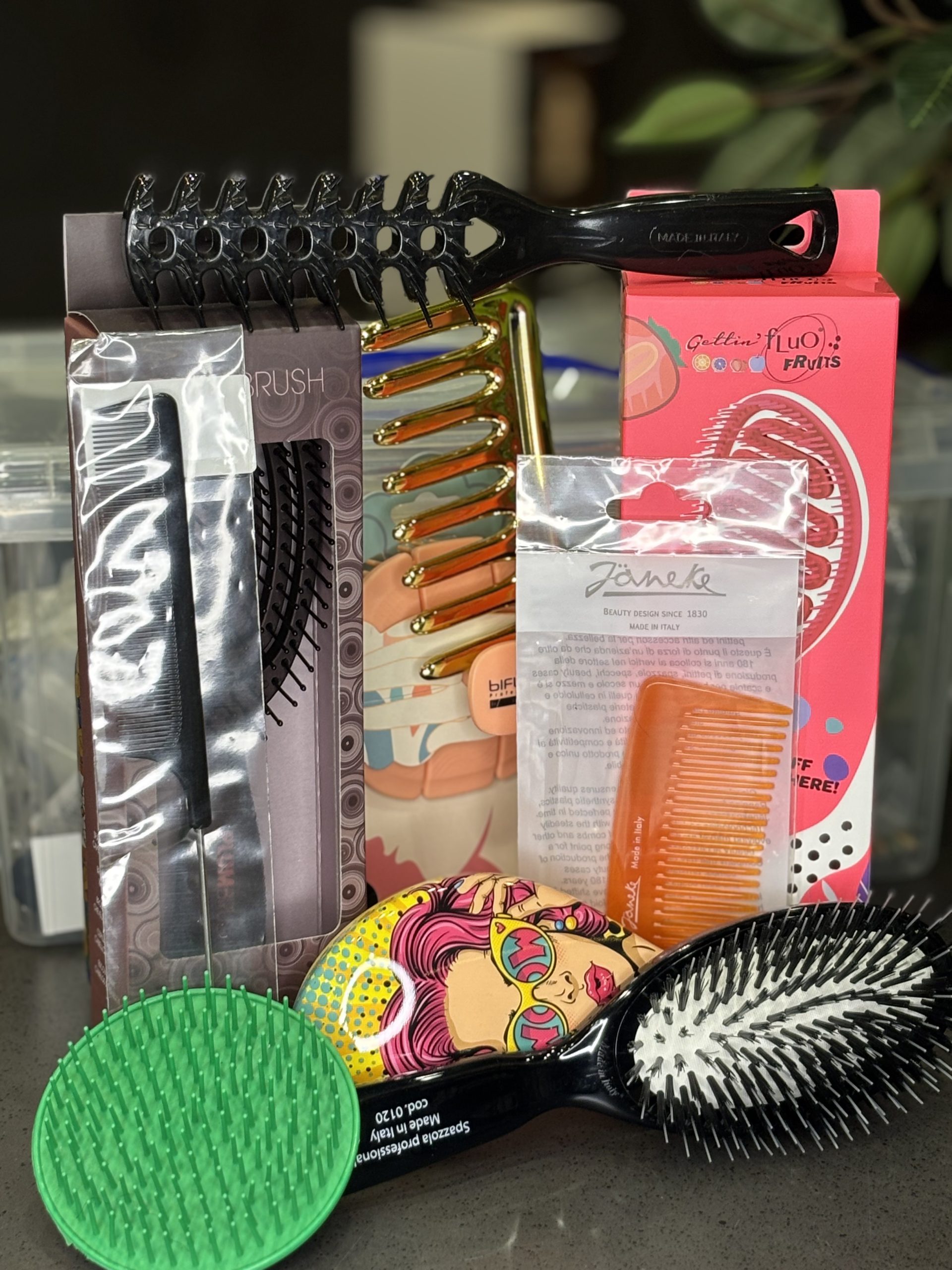Spazzole, Pettini e Scalp Massage Brush